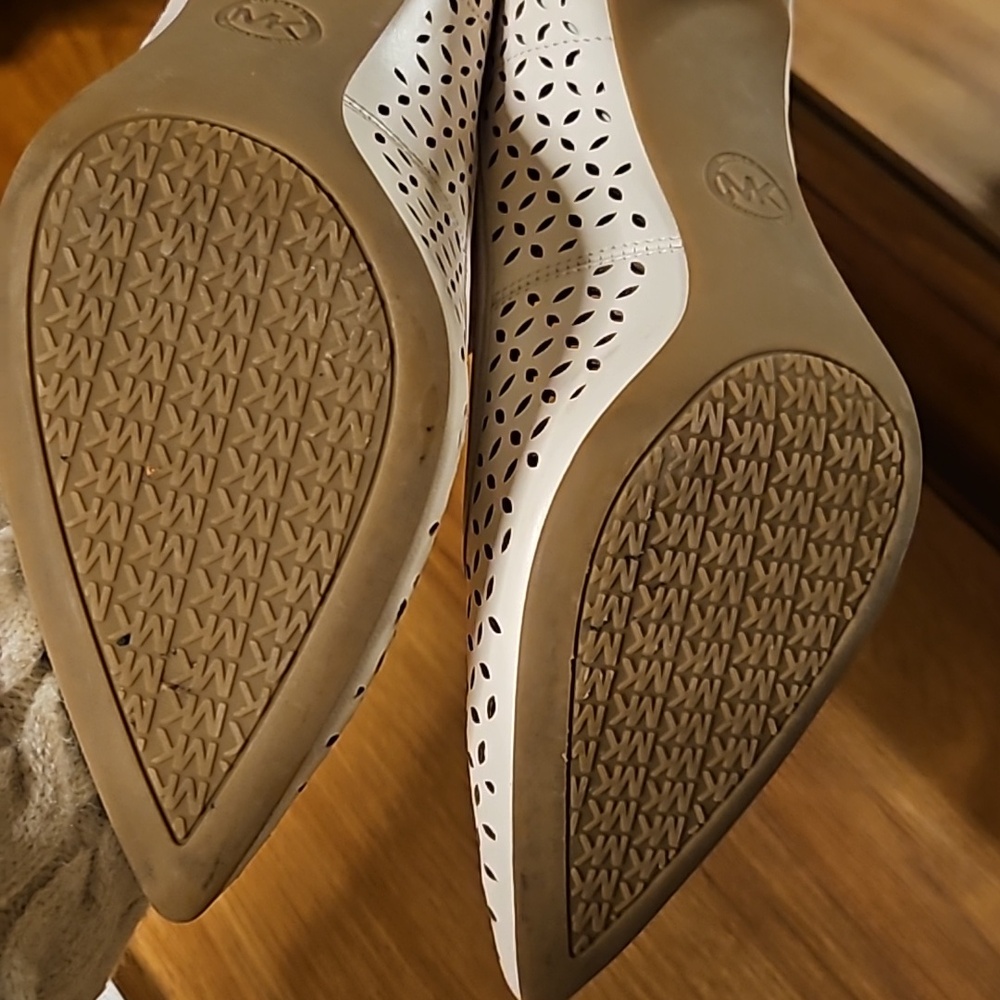 Michael Kors Heels - Picture 3 of 6